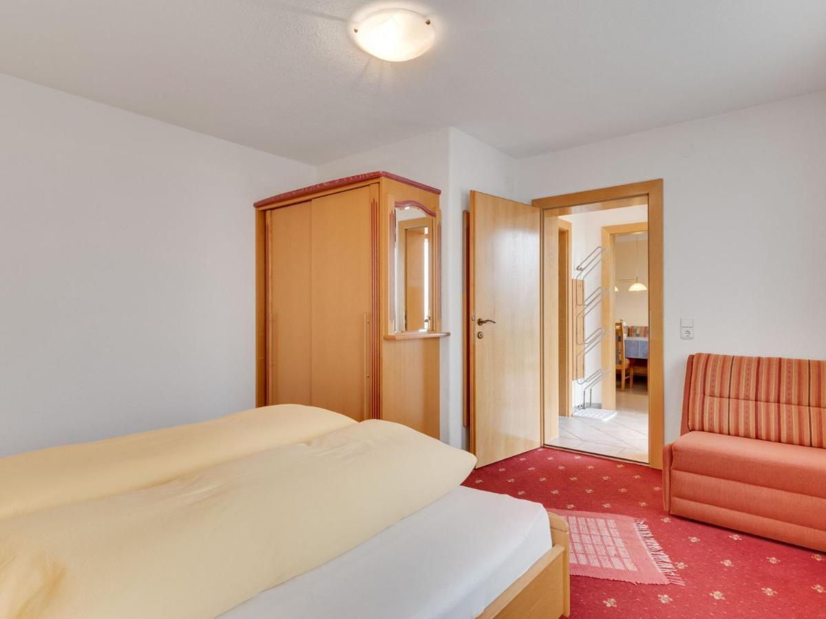 Quaint Apartment In Hainzenberg Near Horbergbahn Eksteriør billede