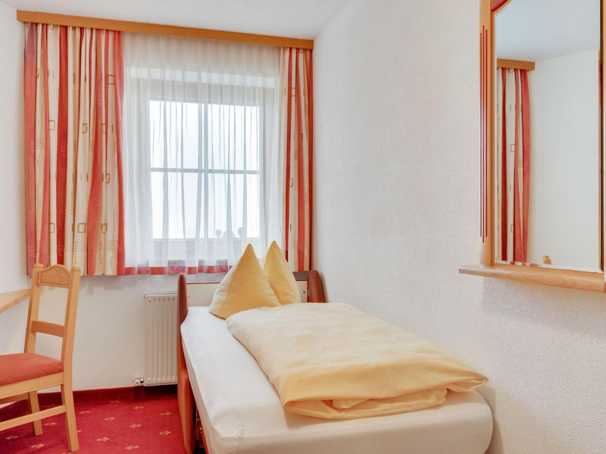 Quaint Apartment In Hainzenberg Near Horbergbahn Eksteriør billede